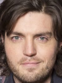  Tom Burke