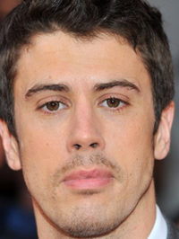  Toby Kebbell