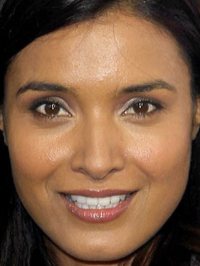  Shelley Conn