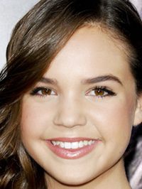  Bailee Madison