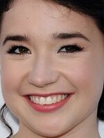 Sarah Steele