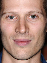  Zach Gilford