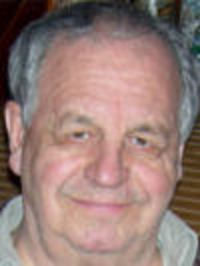  Paul Dooley