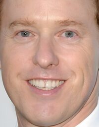  Raphael Sbarge