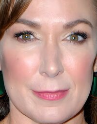  Elizabeth Marvel