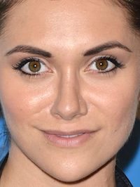  Alyson Stoner