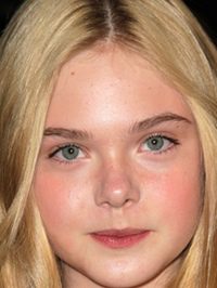  Elle Fanning