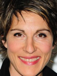  Tamsin Greig