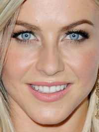  Julianne Hough