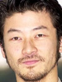  Tadanobu Asano