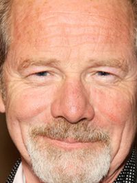  Peter Mullan