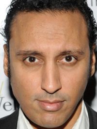  Aasif Mandvi