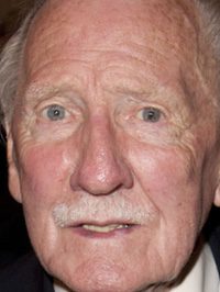  Leslie Phillips