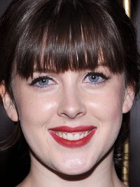  Alexandra Roach