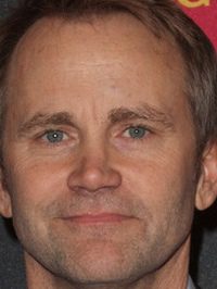  Lee Tergesen