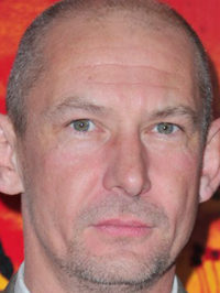  Ian Hart