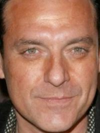  Tom Sizemore