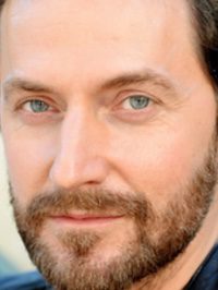  Richard Armitage