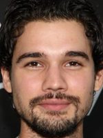 Steven Strait