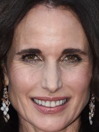  Andie MacDowell