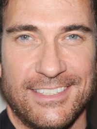  Dylan McDermott