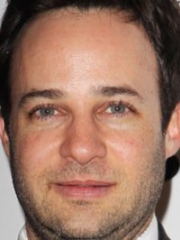  Danny Strong