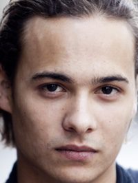  Frank Dillane