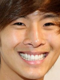  Justin Chon