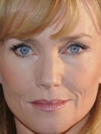  Rebecca de Mornay