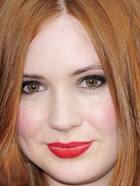  Karen Gillan