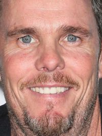  Kevin Dillon