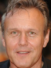  Anthony Head