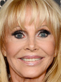  Britt Ekland