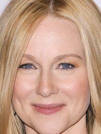  Laura Linney