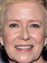  Eve Plumb