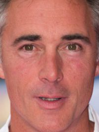  Greg Wise