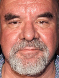  Stuart Gordon