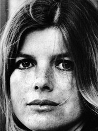  Katharine Ross