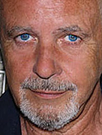  David Essex