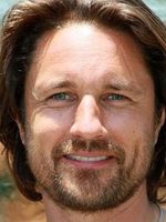 Martin Henderson