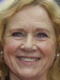  Liv Ullmann