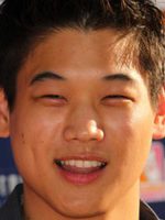 Ki Hong Lee