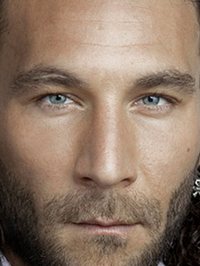  Zach McGowan