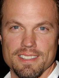  Adam Baldwin