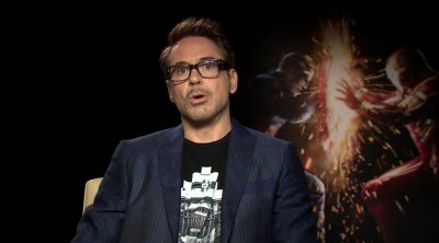 Robert Downey Jr. salutes Spain