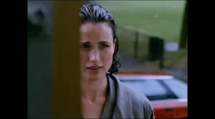 'Four Weddings and a Funeral', rain scene