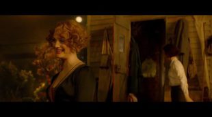 'Fantastic Beast' Hogwarts clip