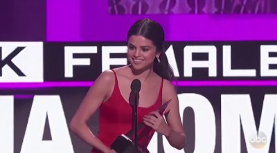 Selena Gomez at the AMAs: "I had everything and I was absolutely broken inside"