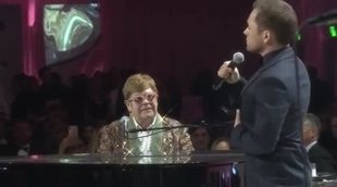 Elton John and Taron Egerton sing 'Tiny Dancer'