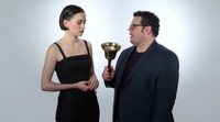 Josh Gad tries to get some answers from Daisy Ridley about 'Star Wars: The Rise of Skywalker'